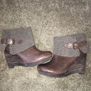 Max Studio Artic Wedge Faux Shearling Boots Size 10 Y2K